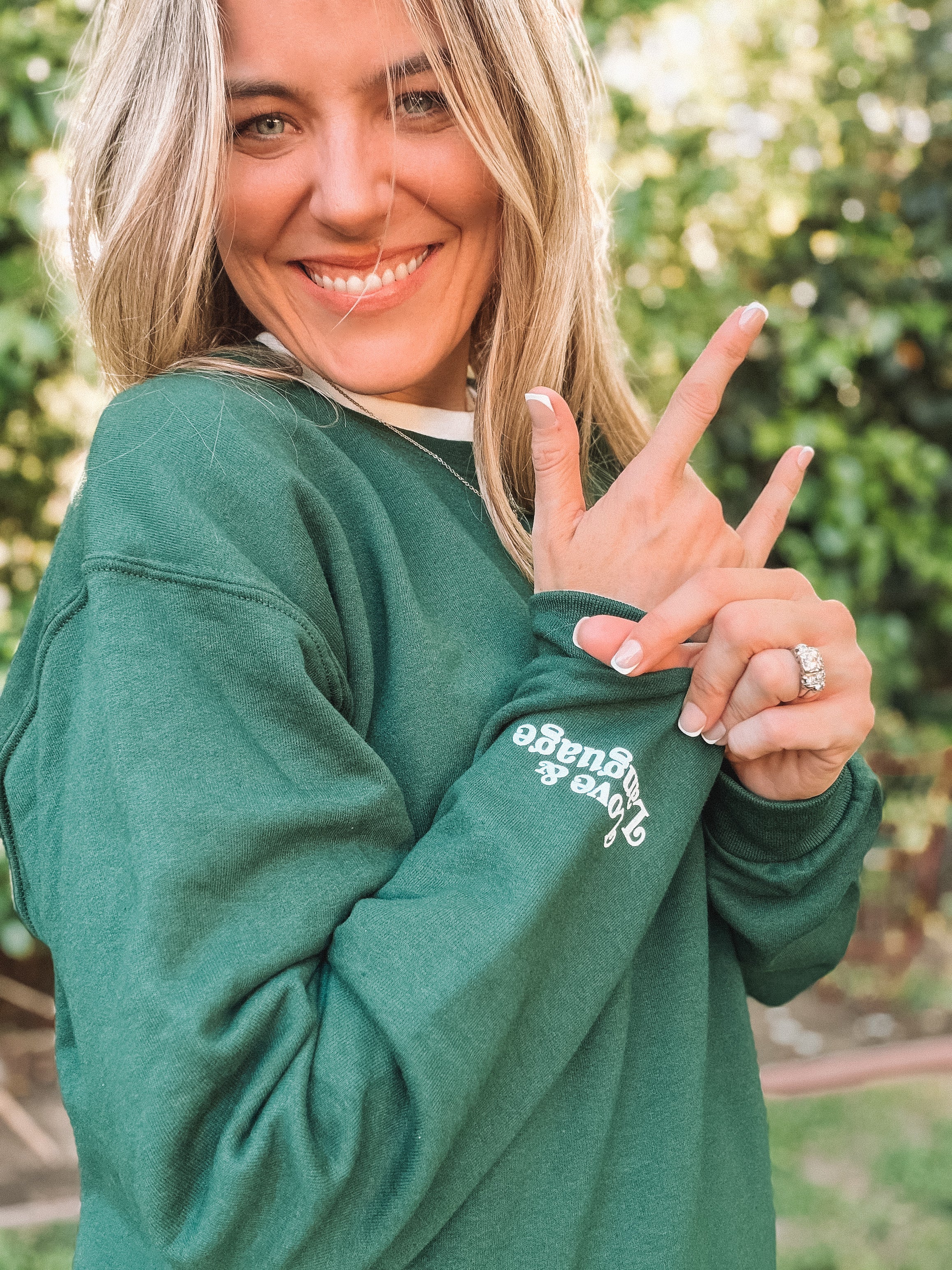 The World Would Be a Better Place Forest Green Crewneck – The LA